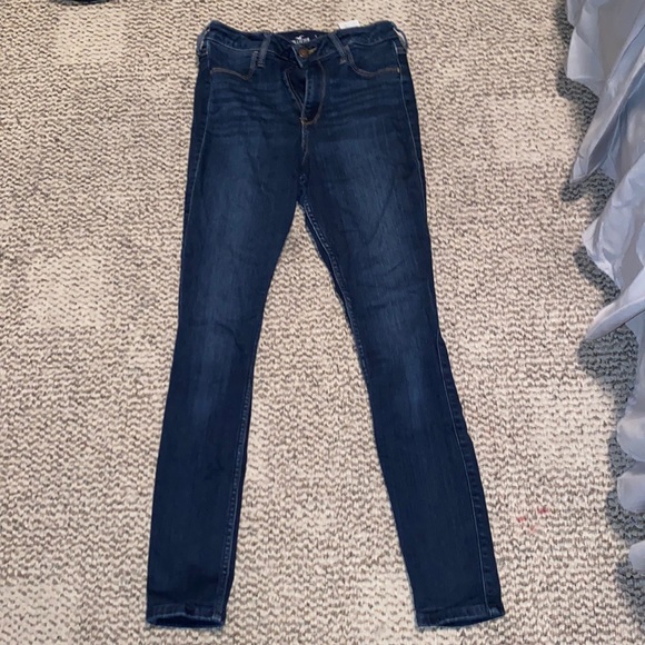 Hollister Denim - Hollister